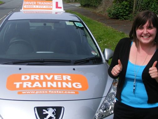 20 hours Twenty hour course including test. Suitable for those who have not taken a test but are very experienced in all types of traffic and are competent in all the reversing exercises. £870 25 hours Twenty-five hour course including test. Suitable for pupils with some driving experience, have mastered the controls and have some experience of the reversing exercises. £1075 30 hours Thirty hour course including test. Suitable for the young beginners with knowledge of the controls or an older novice with at least twenty hours recent tuition with an instructor. £1,250 35 hours Thirty-five hour course including test. Suitable for young confident beginners or the older novice with at least ten to fifteen hours recent tuition with an instructor. £1,295